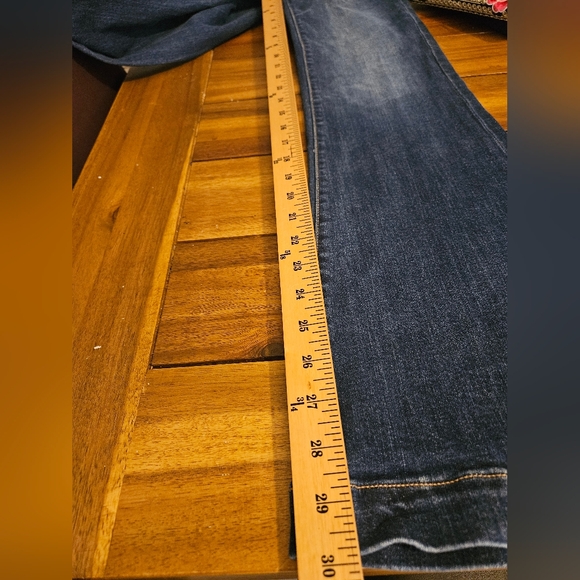 American Eagle Super Hi-Rise Flare Jeans Women’s Size 4 Regular Stretch Denim - Picture 8 of 8